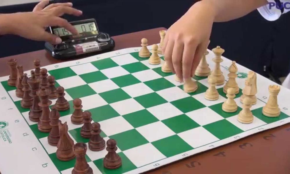 Avanzan Juegos Supérate en ajedrez en Bucaramanga