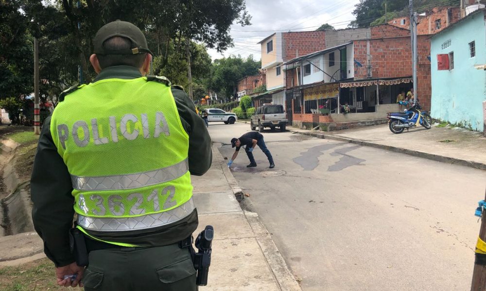 Bala perdida en medio de una riña mata a otro joven.