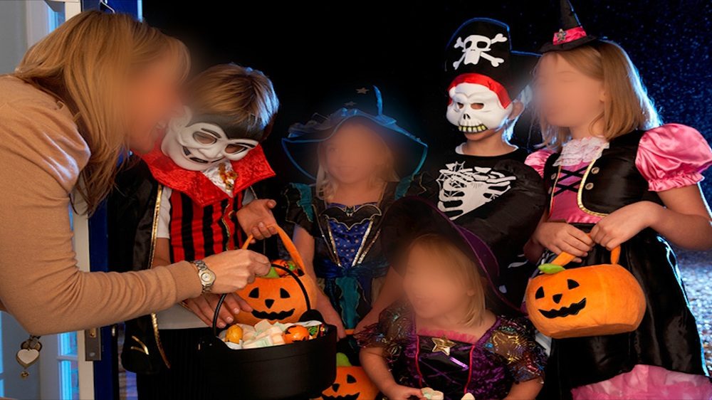 Tome nota para que celebre Halloween con seguridad para sus niños