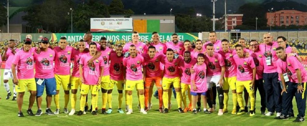 Jugadores y aficionados del Bucaramanga rindieron homenaje a Tatiana García