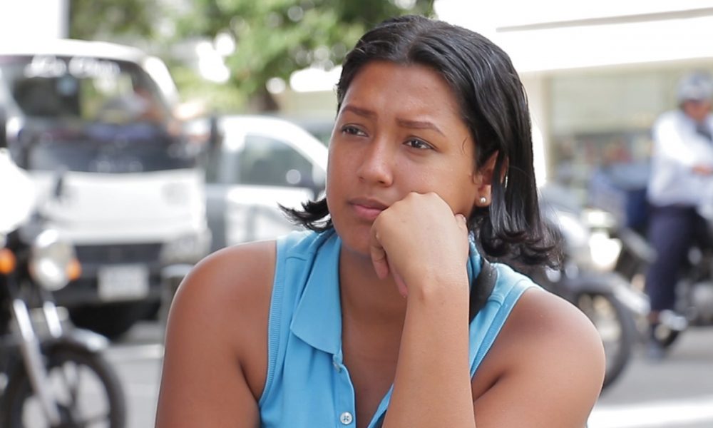 Por necesidad, venezolanas han tenido que vender su cabello