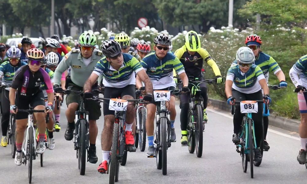 Se cumplió ciclopaseo homenaje a la campeona Ana Cristina Sanabria