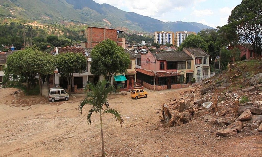 Se iniciará la construcción de un parque infantil por la demolición de una piscina