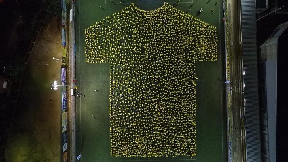 Bucaramanga impuso Récord Guinness al mayor número de personas formando una camiseta