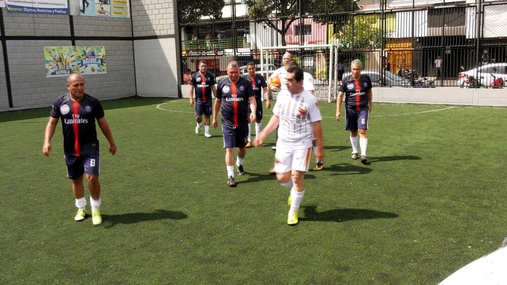 Avanza el torneo de futbolito Acord Santander