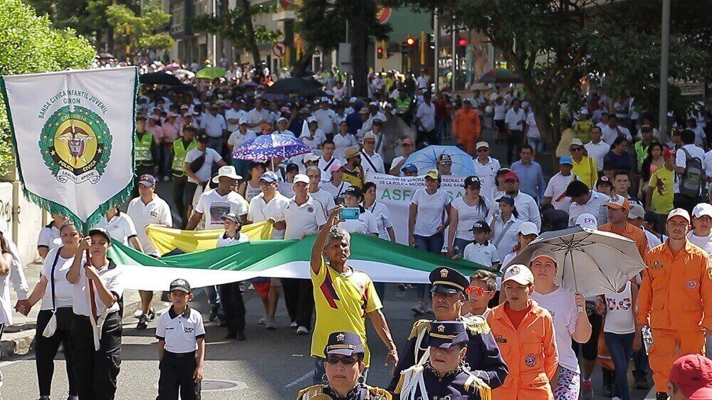 Los santandereanos caminaron para repudiar la violencia y el terrorismo