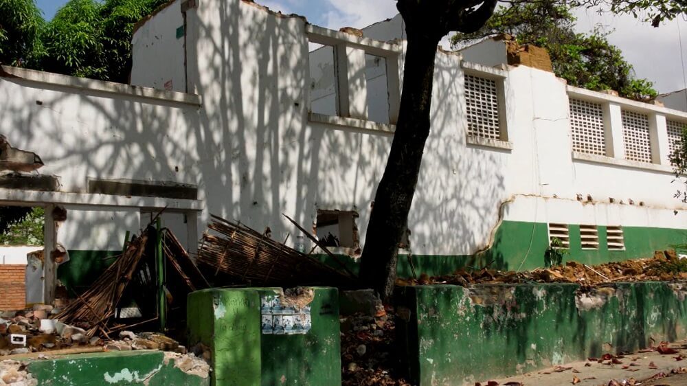 Comunidad de la escuela Camacho Carreño preocupada por las obras