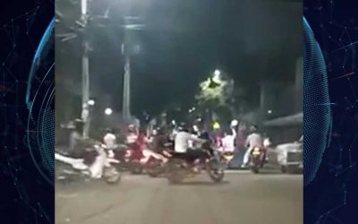 Caravana de motociclistas en medio de toque de queda en Bucaramanga