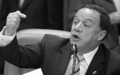 Luto en el congreso por la partida de Eduardo Enríquez a causa del Covid-19