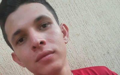 Motociclista falleció al chocar de frente contra una volqueta