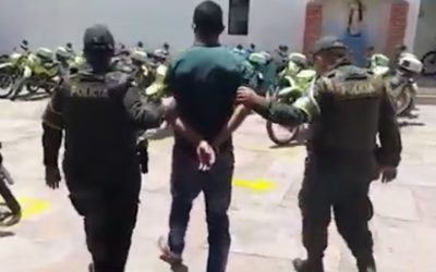 Detienen extranjero por presentar documentos colombianos falsos