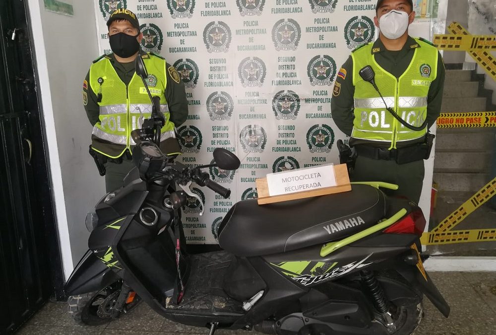 Recuperan motocicleta BWS robada a una mujer en Floridablanca