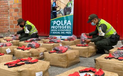 Video | Decomisan guantes de trabajo avaluados en más de $32 millones