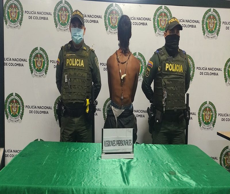 Le propinó una ‘golpiza’ a un adulto mayor en un parque de Girón