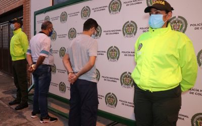 Engañaba a una niña de cinco años a jugar que eran novios para tocarla