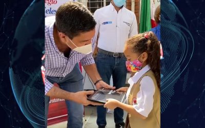 Inició la entrega de más de cuatro mil computadores a colegios públicos de Bucaramanga