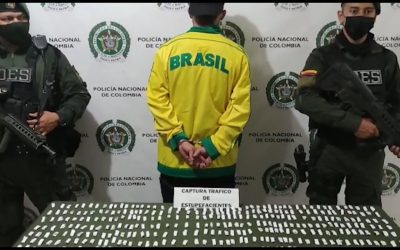 Entérese | Con ayuda de drone policías capturan a expendedores de alucinógenos