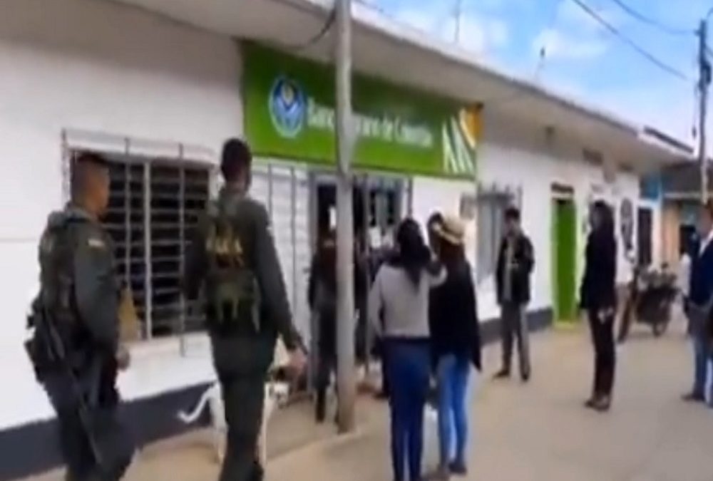 Atención | Disidentes del Frente 33 de las Farc secuestraron cuatro personas e intentaron robar entidad bancaria