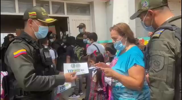 Ampliación | Campaña del Gaula en los colegios contra la «SEXTORSIÓN»