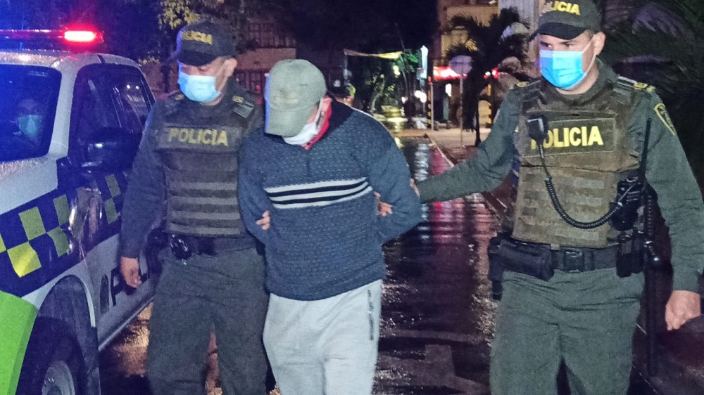 Consternación por hallazgo del cuerpo de una mujer dentro de una maleta