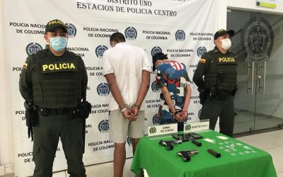 Delincuentes capturados con armas y estupefacientes
