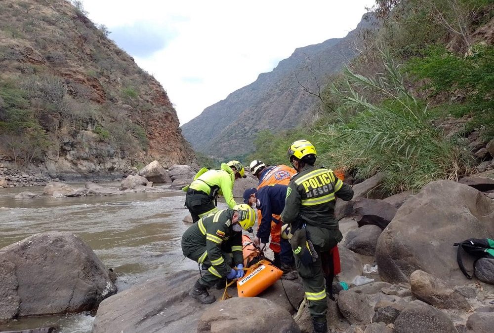 Hallan el cuerpo del menor que cayó al río Chicamocha