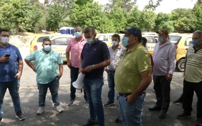Inconformidad en taxistas que prestan el servicio de transporte individual en el aeropuerto Palonegro