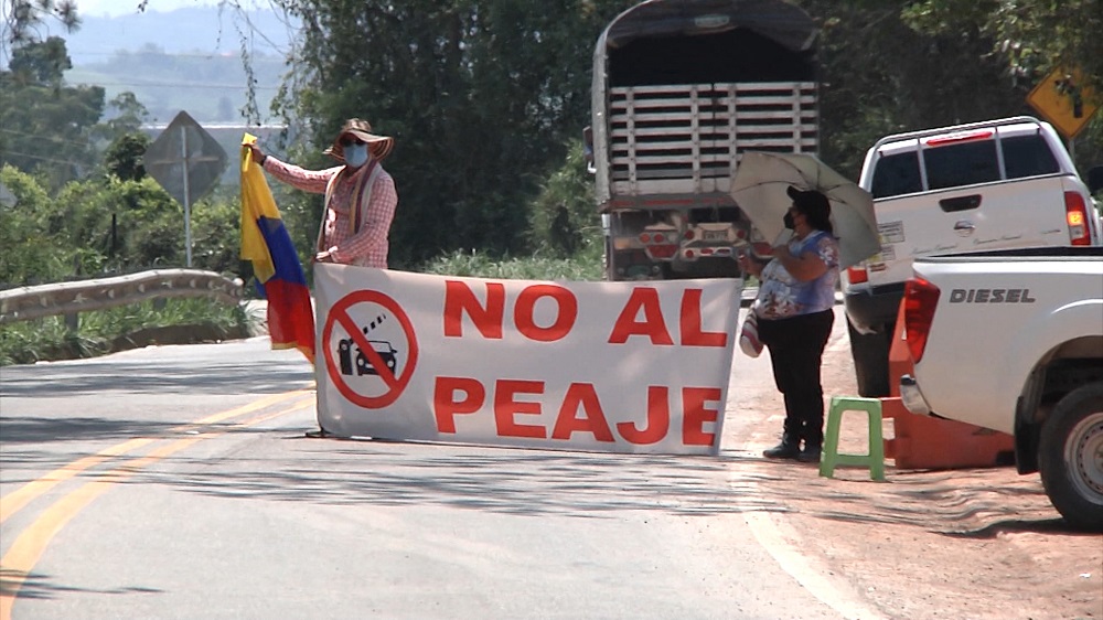 Detalles | Agricultores y habitantes de Lebrija se oponen a otro peaje
