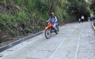 Avances en la ejecución de placas huellas en sector rural de Bucaramanga