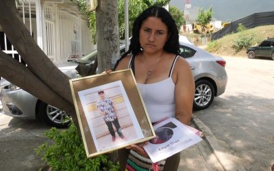 Detalles | Mujer pide justicia por el asesinato de su hijo en noviembre