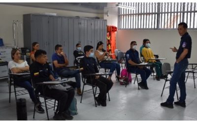 Capacitan a personal de ambulancias para un mejor servicio en Bucaramanga