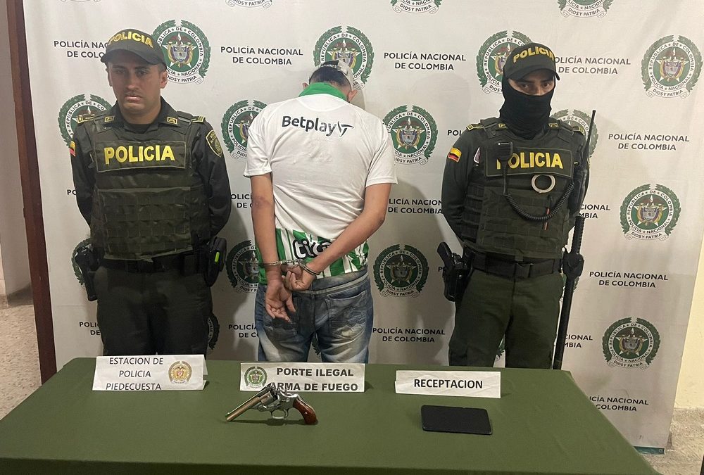Por realizar disparos al aire fue capturado un hincha del Nacional