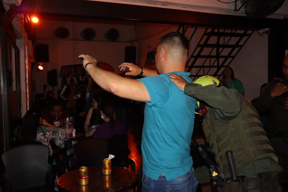 Dos establecimientos fueron sellados en la popular zona de ‘Cuadra Play’ en Bucaramanga