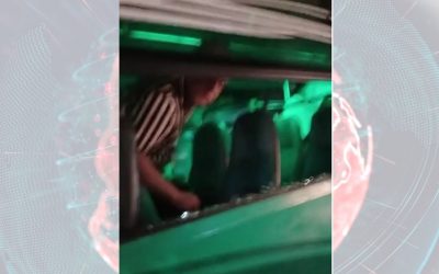 Denuncia | Vidrios de la ventana de un bus fueron rotos por un extranjero