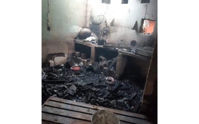 Imágenes : una casa en El Playón se incendió en la madrugada