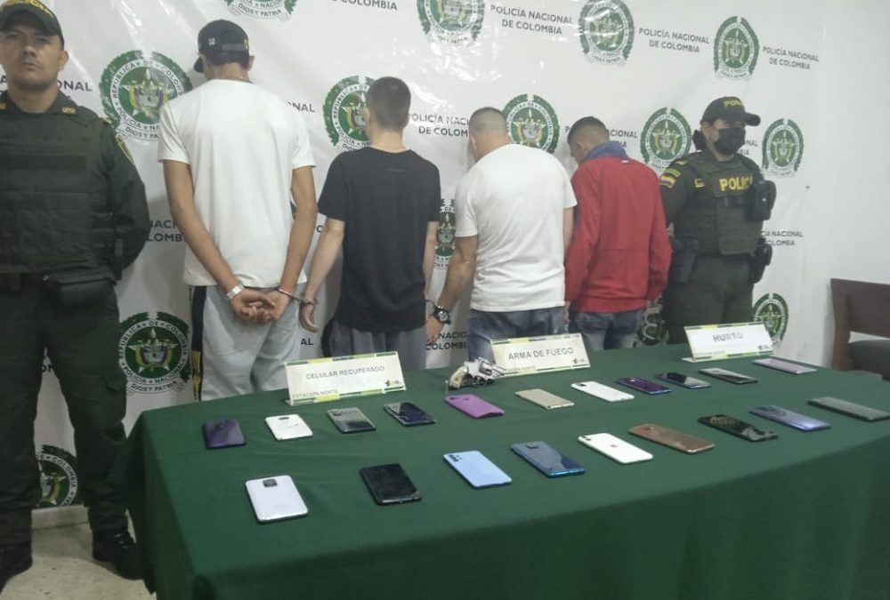 ¡Qué tal esto! Les encontraron más de 20 celulares hurtados en el norte