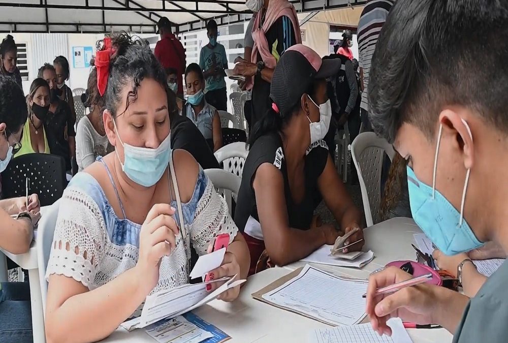 Atención a migrantes con VIH en Bucaramanga