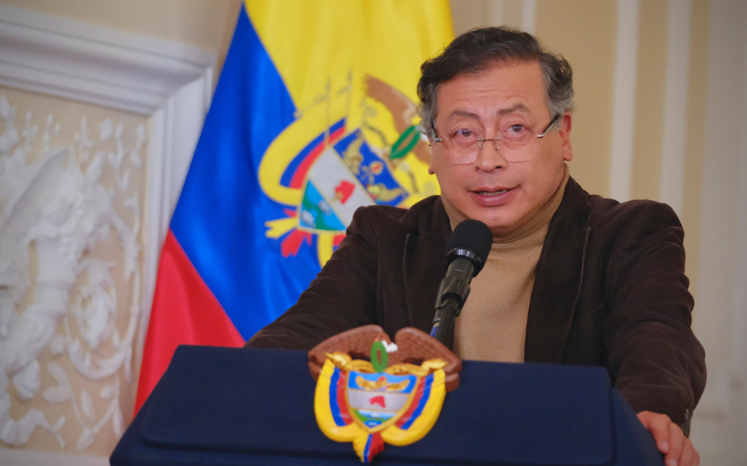 Tras aprobación de la reforma laboral, Petro propone papeleta por Constituyente