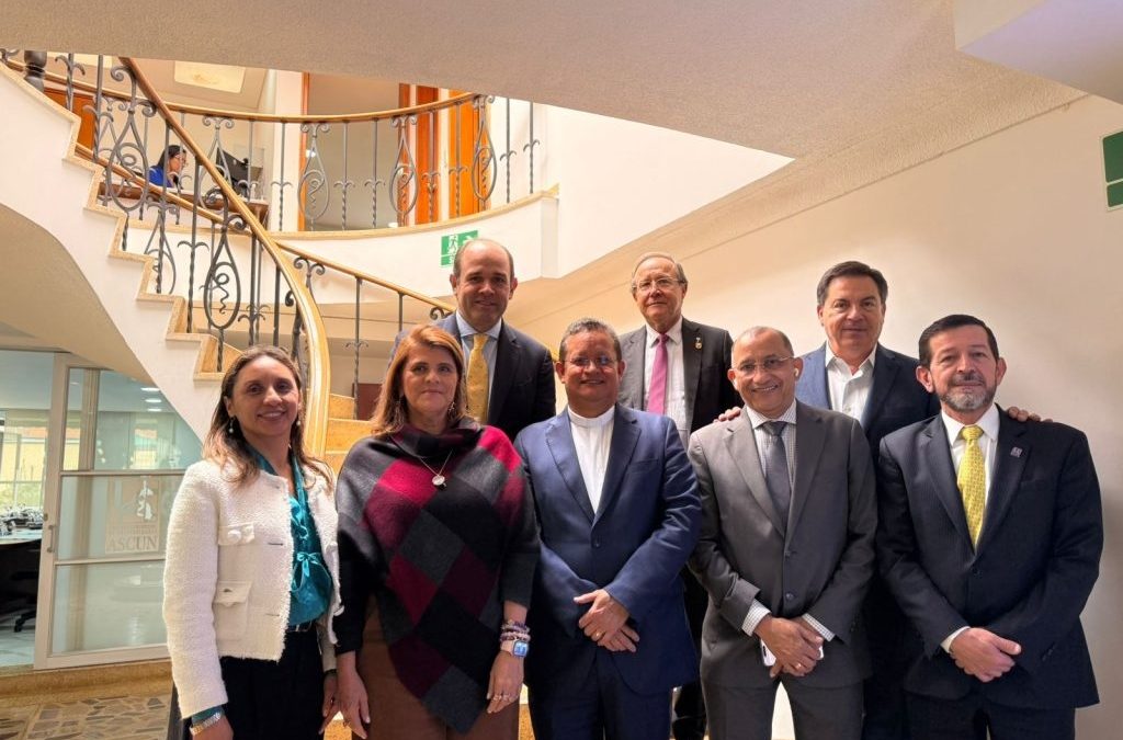Universidades llaman a candidatos presidenciales a fortalecer la educación superior