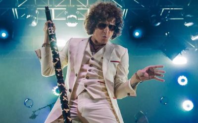 “Todo el put* concierto con la put* cámara”: Bunbury explotó en pleno show