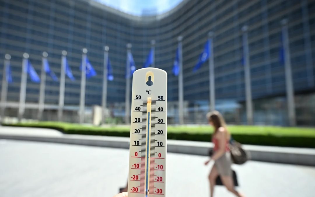 Francia cierra más de mil escuelas por calor extremo y el Mediterráneo alcanza 30 °C