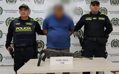 La caleta viajera terminó en captura de conductor con fusil de guerra