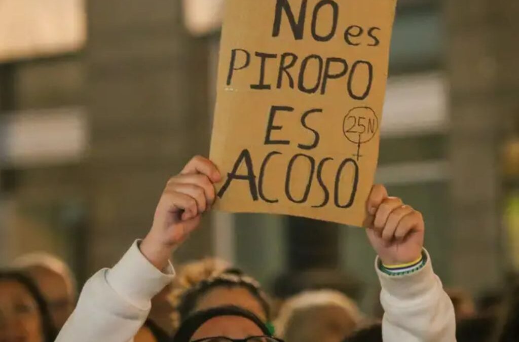 Alemania debate penalizar los piropos callejeros: ¿acoso o simple elogio?