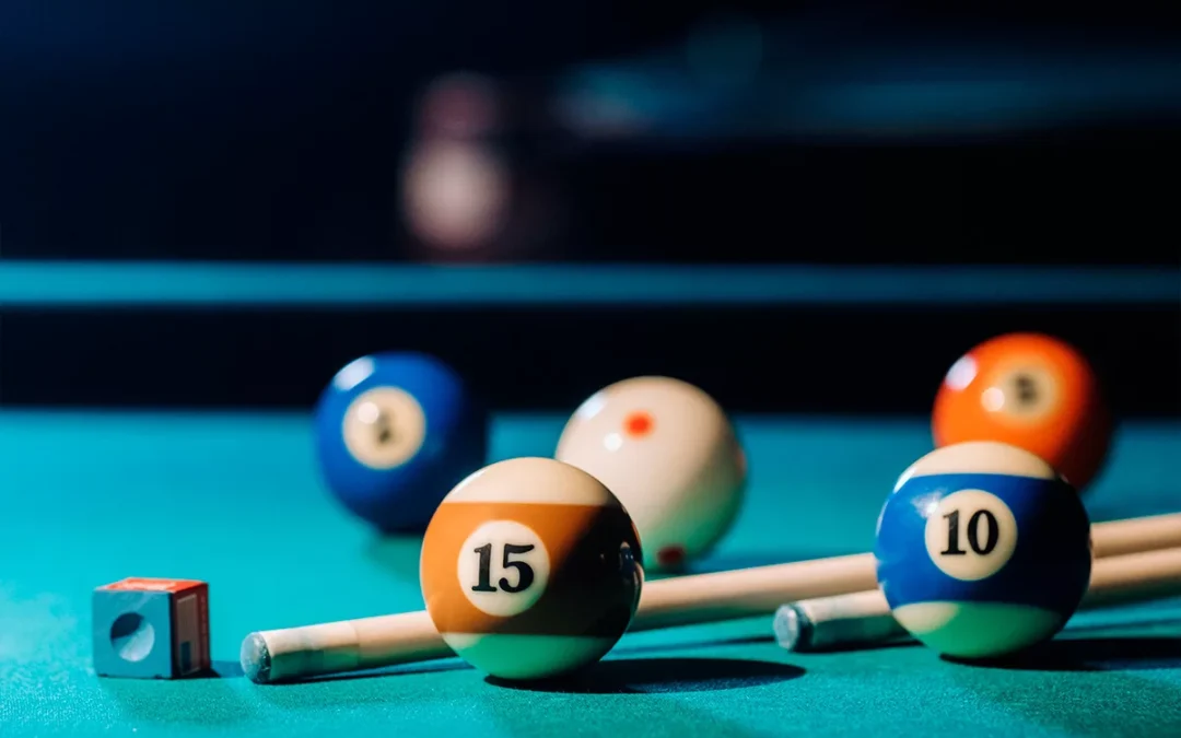 Ataque armado en un pool dejó una mujer muerta y dos heridos