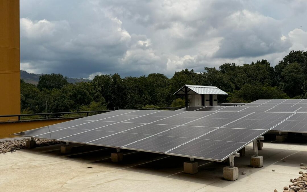 El Icpet estrena sistema solar que abastecerá el 11% de su consumo eléctrico