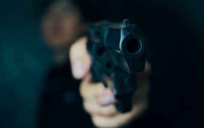 Investigan tragedia familiar que dejó dos muertos y una mujer herida