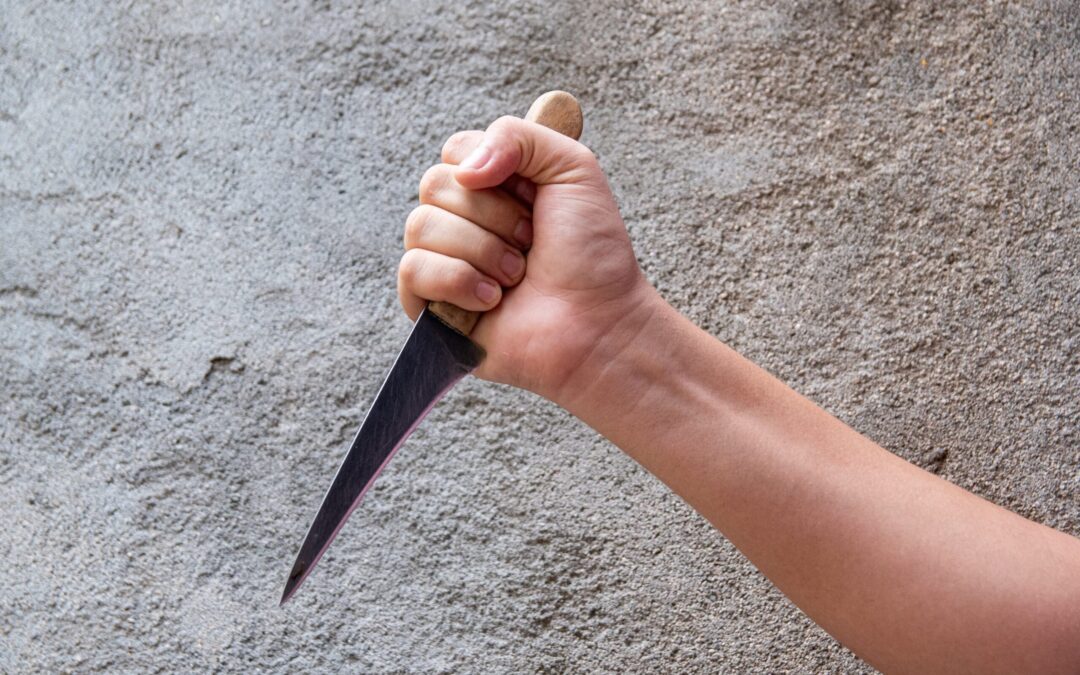 Intentó defender a su madre y terminó causando la muerte de su padrastro