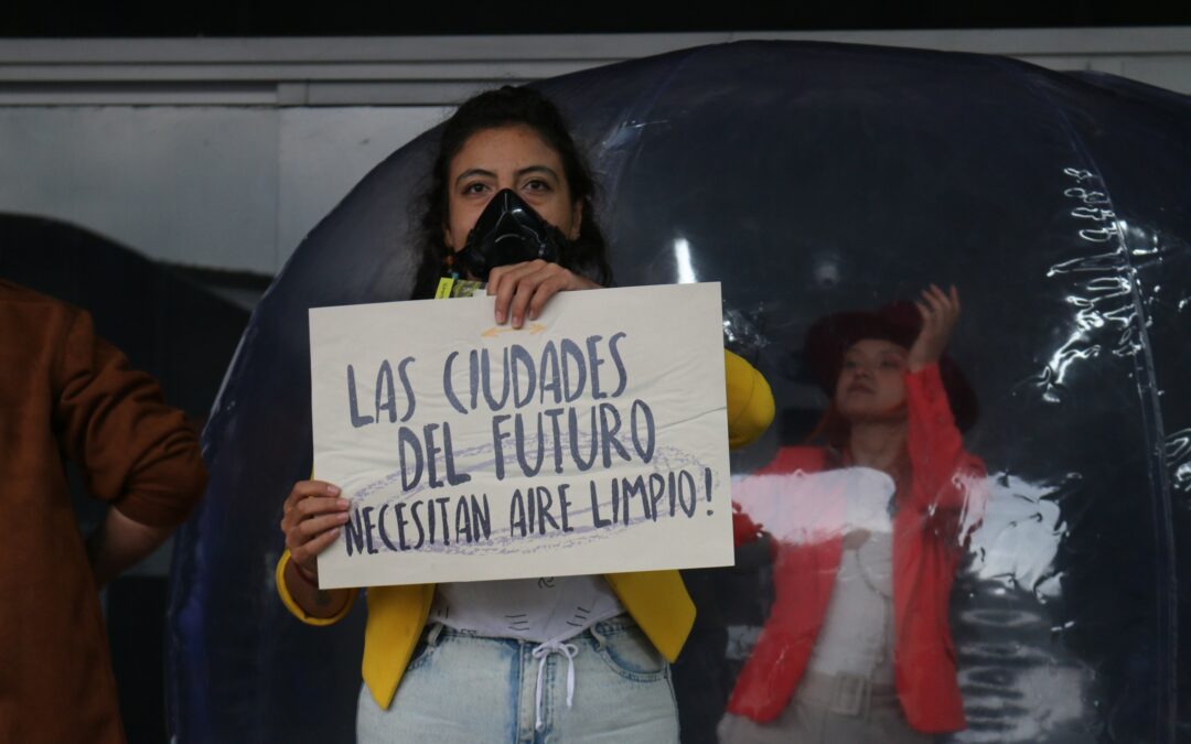 “Vida fuera de la burbuja”: un llamado por aire limpio en Colombia