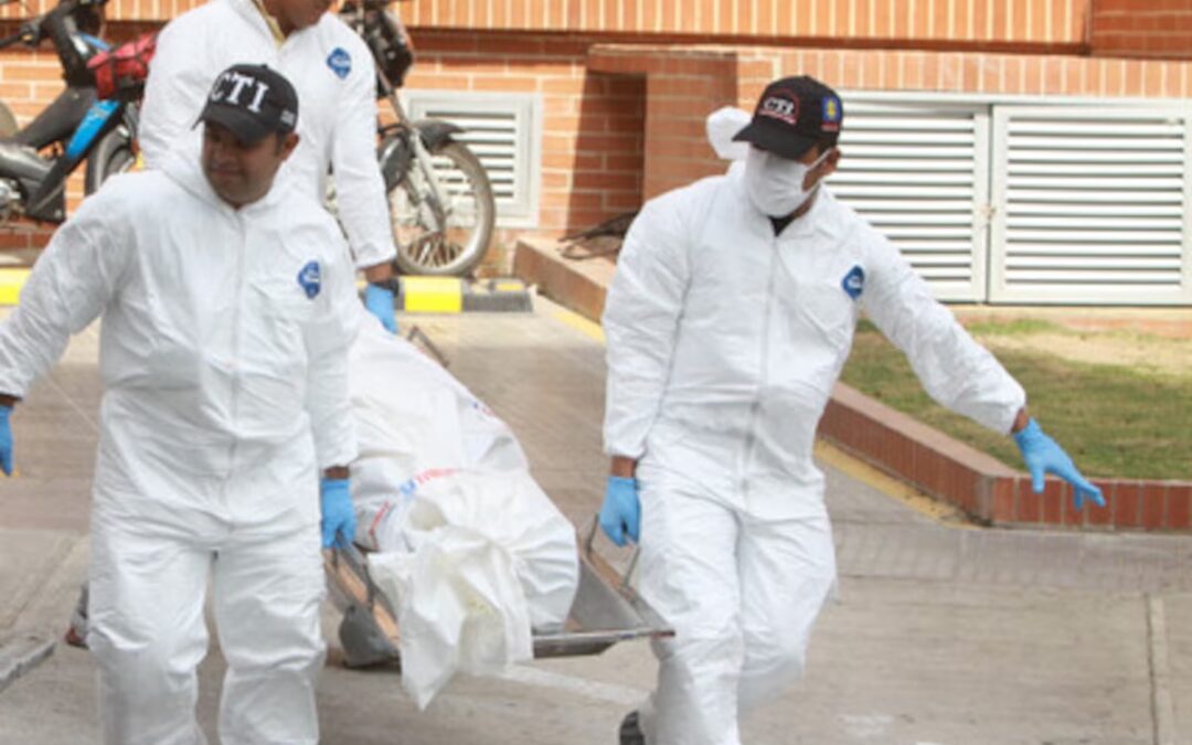 Joven perdió el equilibrio al trepar hacia su balcón y murió