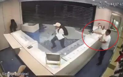 Reacción de guarda de seguridad habría anticipado operativo de la Sijín durante hurto a joyería en Bucaramanga